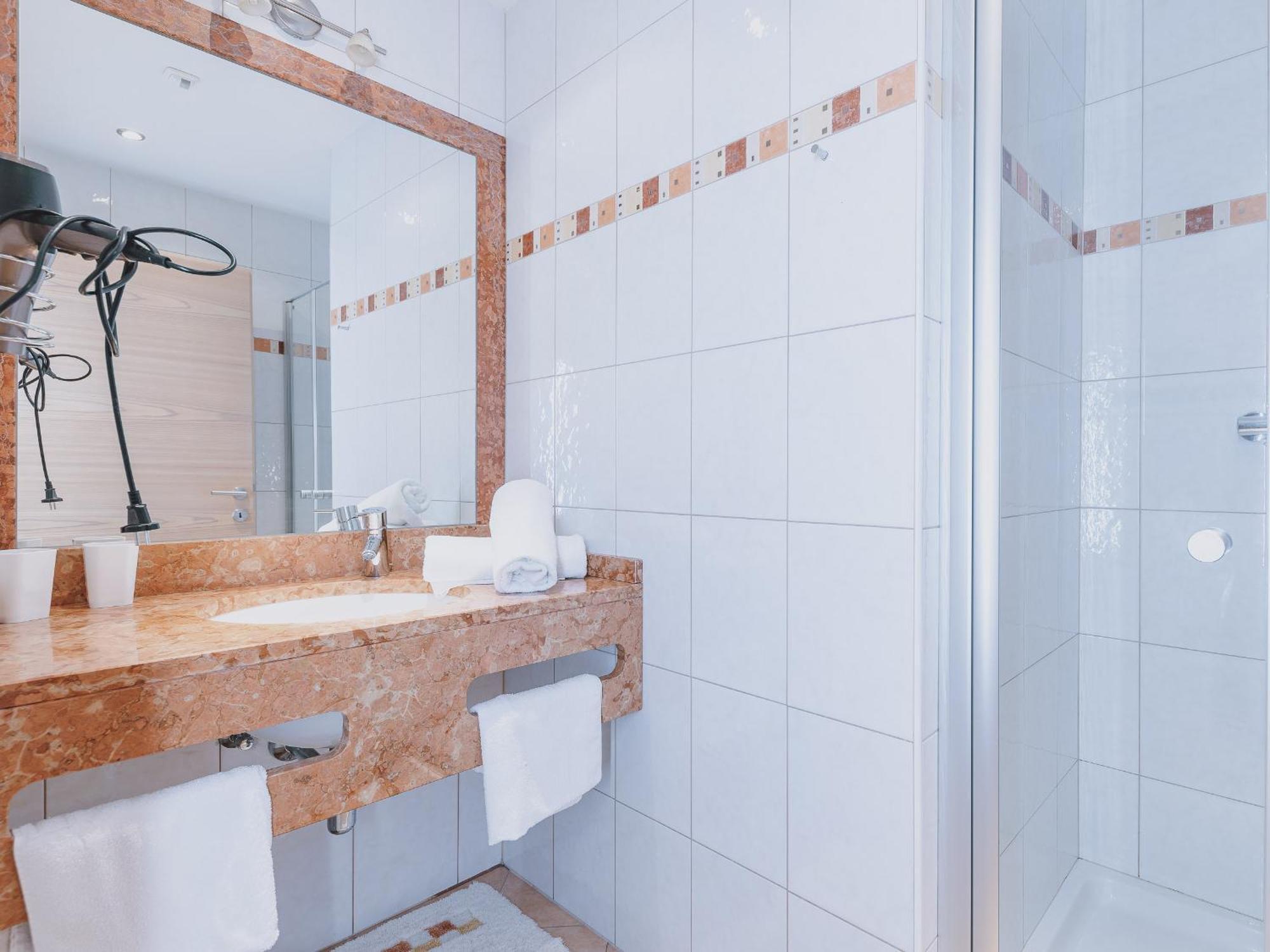 Haus Elise By We Rent, Summercard Included Apartment Zell am See